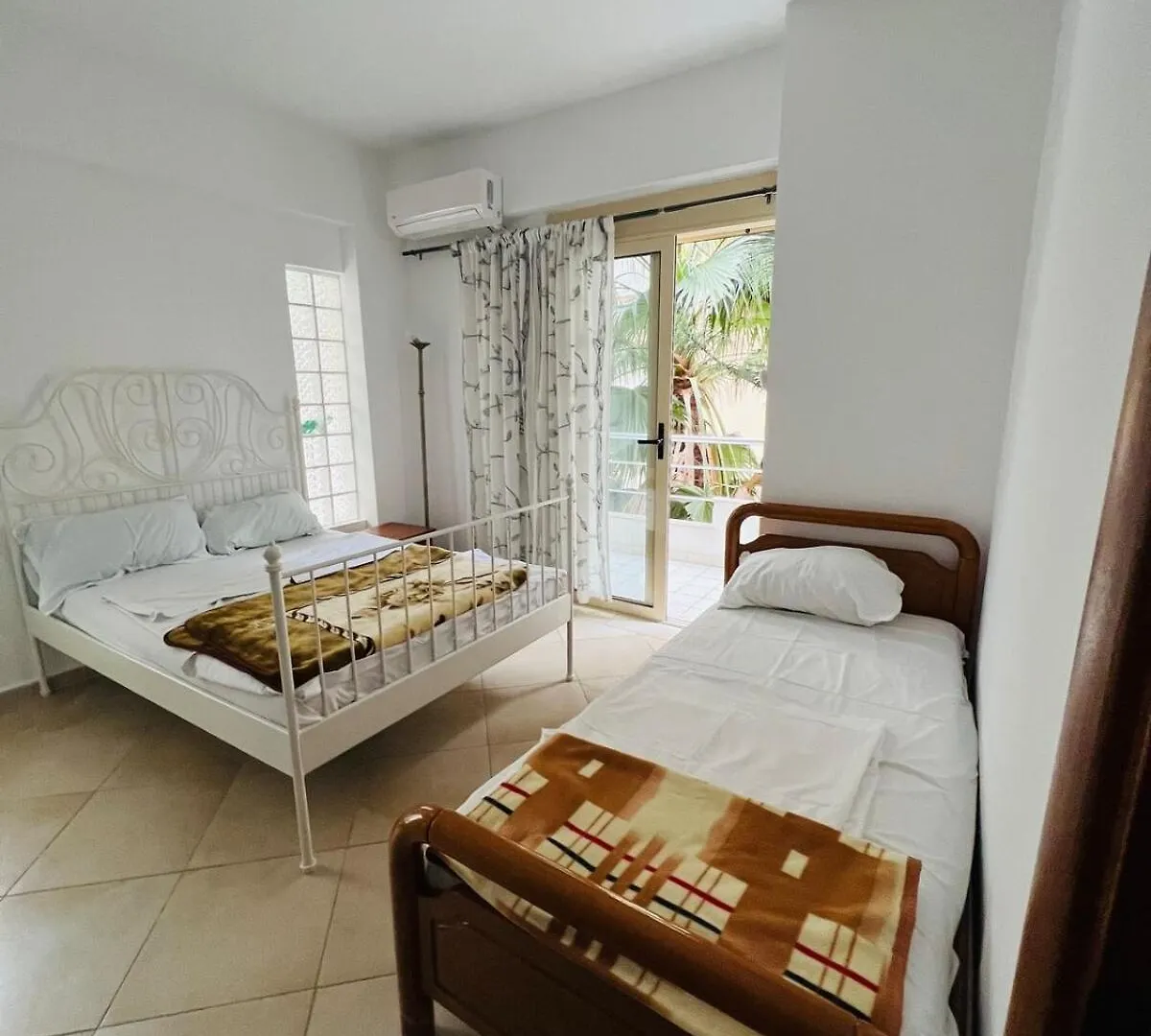 One Bedroom Apartment In Saranda Next To The Sea Albania