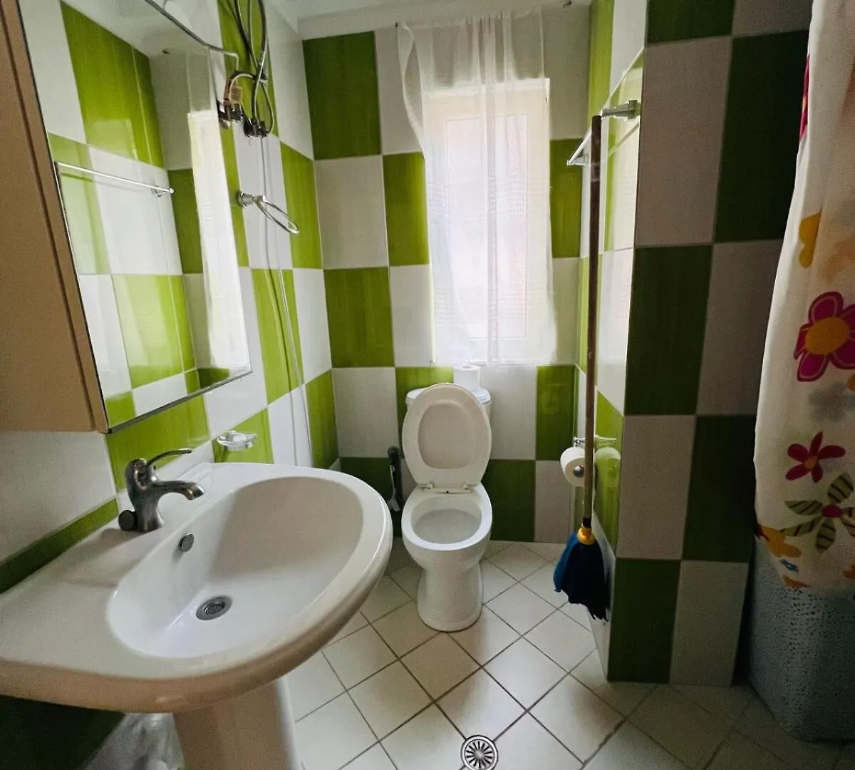 One Bedroom Apartment In Saranda Next To The Sea